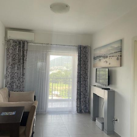 Kristina Apartments ティヴァト エクステリア 写真