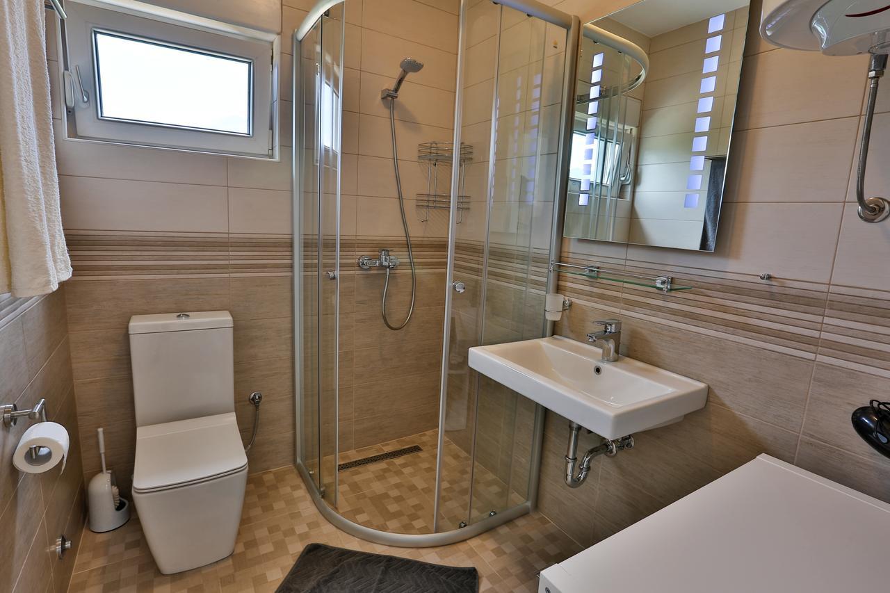 Kristina Apartments ティヴァト エクステリア 写真